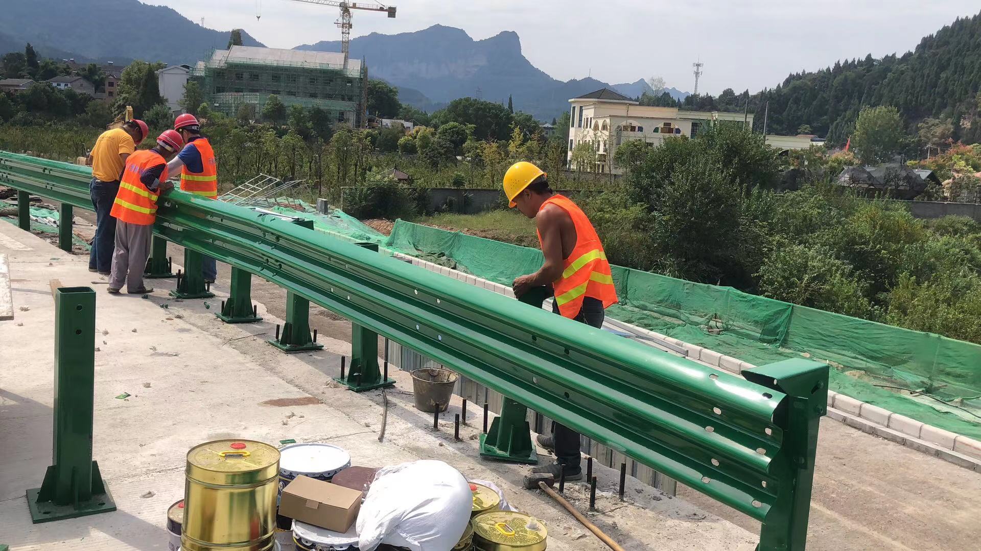 简阳市波形护栏热镀锌波形护栏 - 推荐